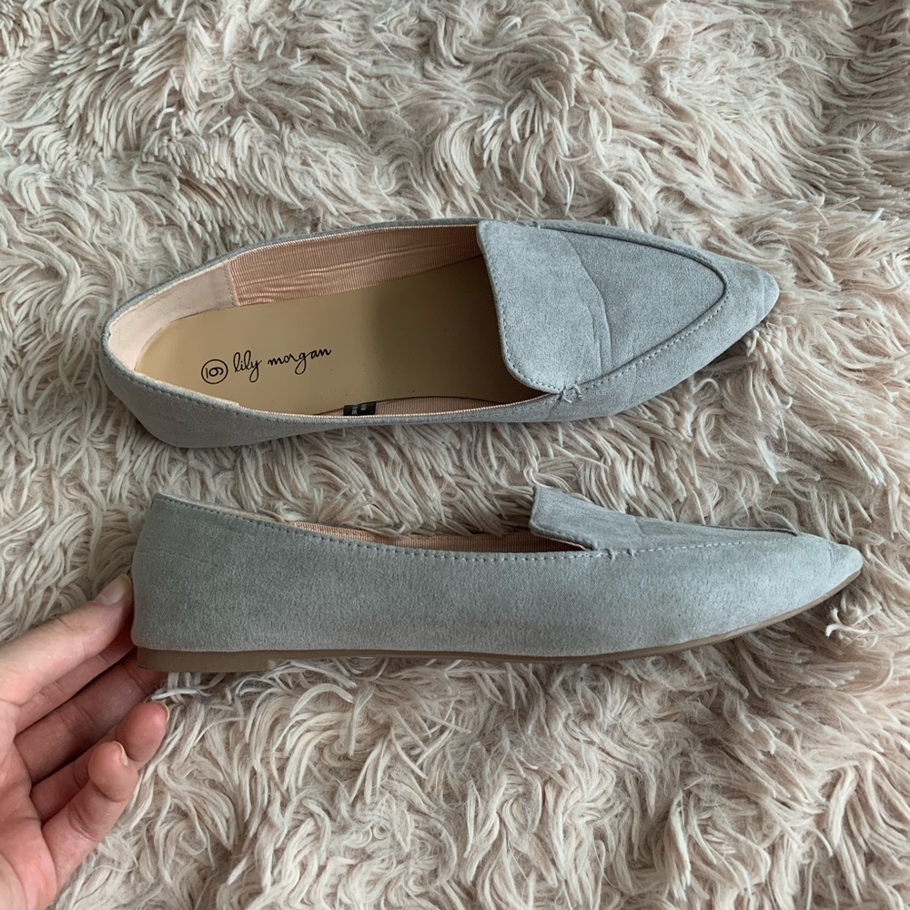 Lily Morgan Gray Suede Pointed-Toe Loafers
